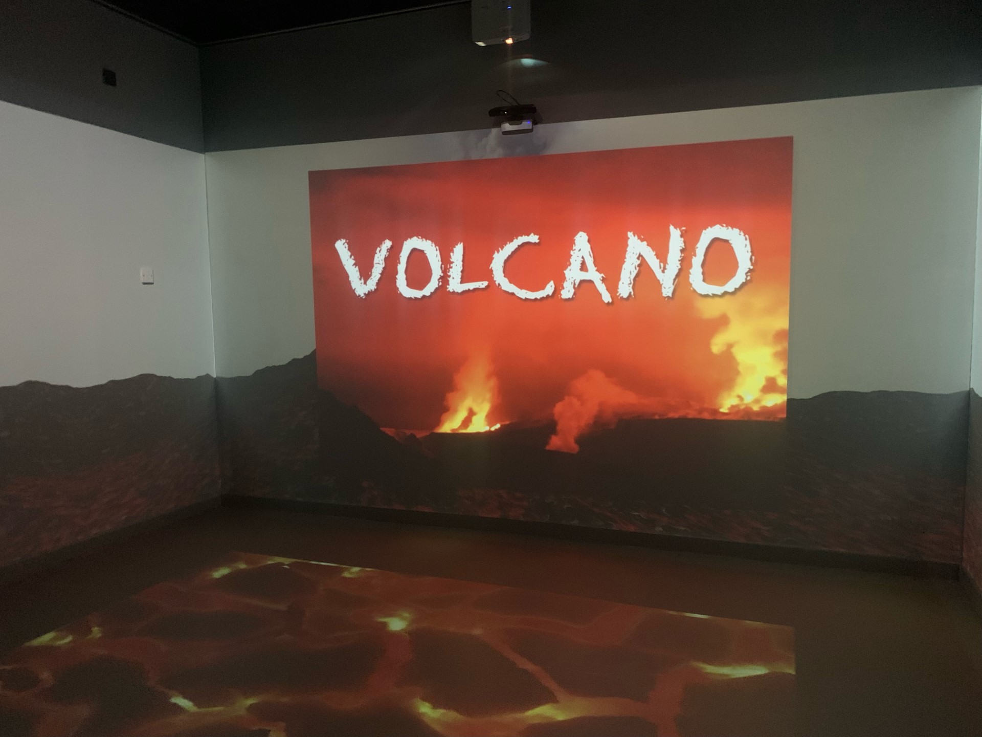 KS2 Volcano